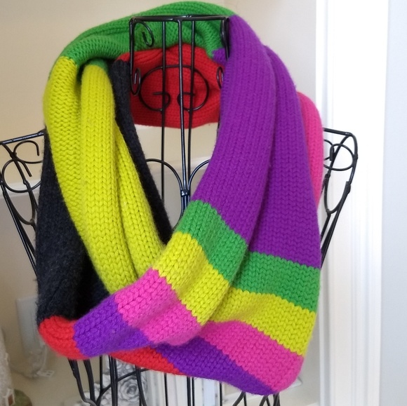 kate spade Accessories - KATE SPADE Scarf Wool Infinity Surprise Ball